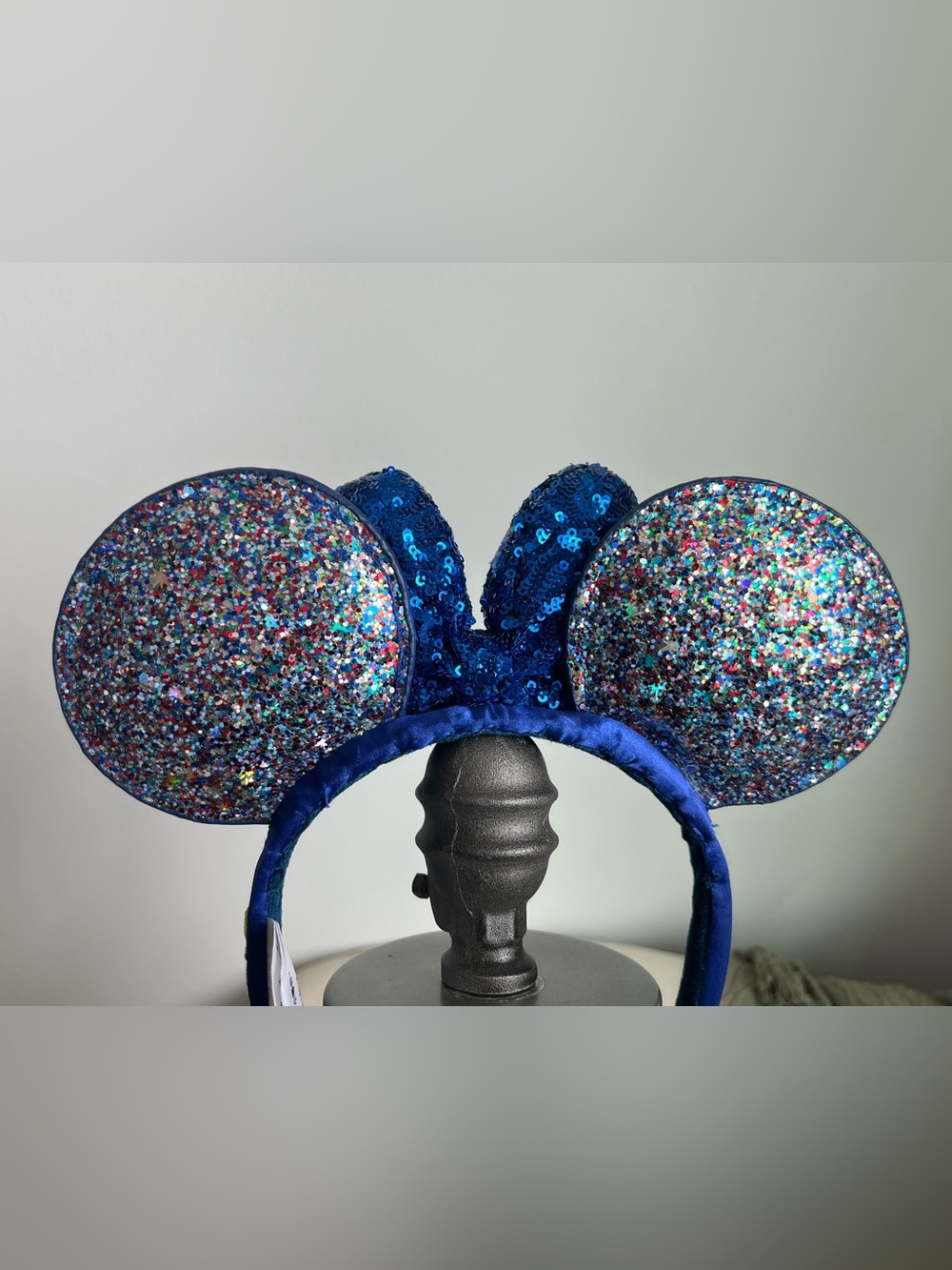Disney Parks 2020 Blue Sequin and Multicolor Confetti Glitter Minnie Ears - Picture 3 of 6
